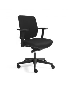 Zwarte ergonomische bureaustoel met volledig gestoffeerde bekleding. Met kunststof onderstel
