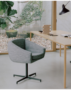 Softline Aiko Swivel, donkerblauwe fauteuil